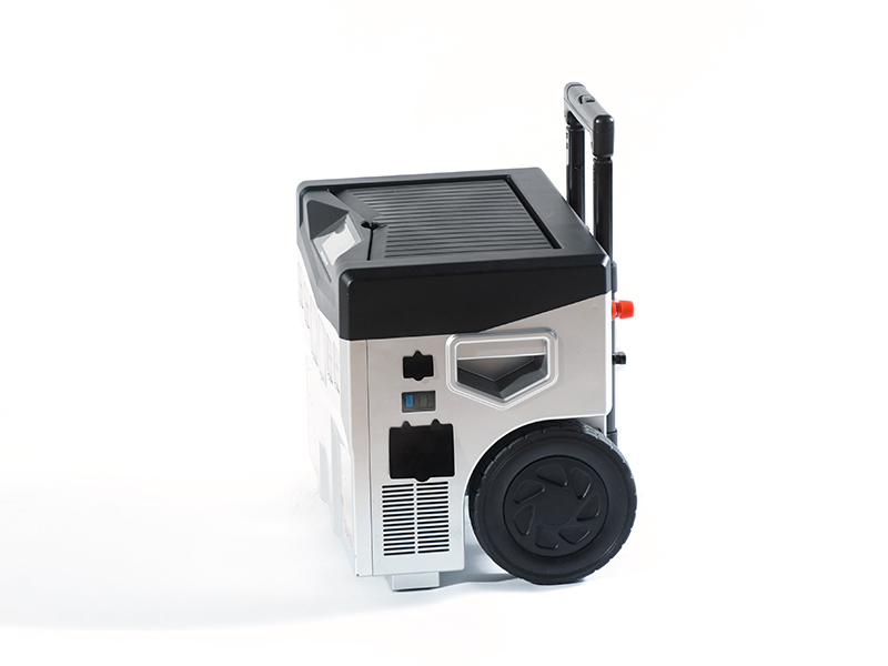 miniJOULE Island mit 200 Watt Solarmodul
